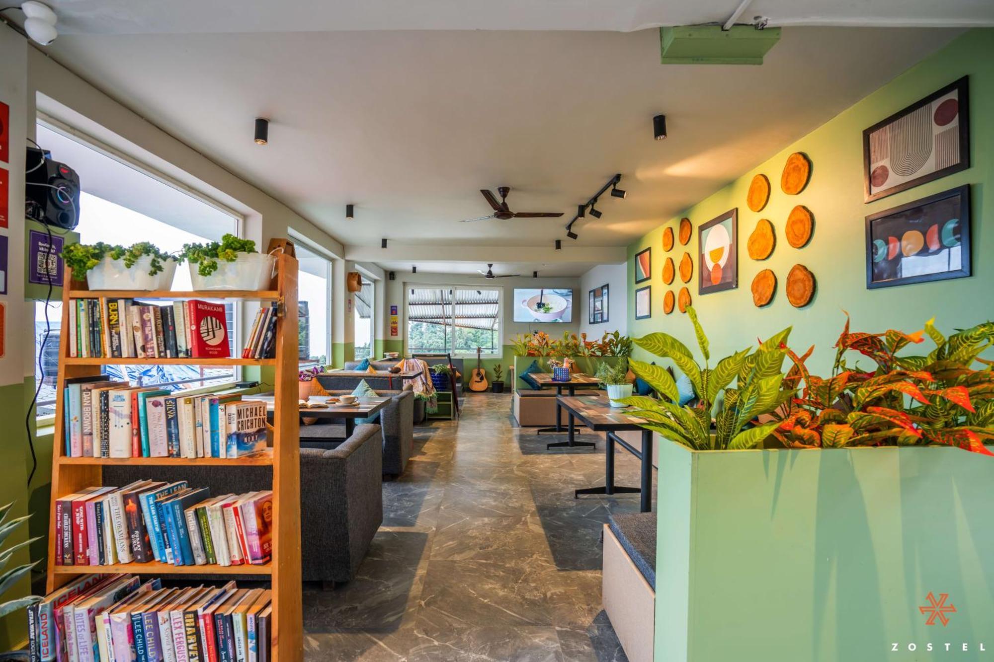 Hostel Zostel Dharamkot McLeod Ganj Exteriér fotografie