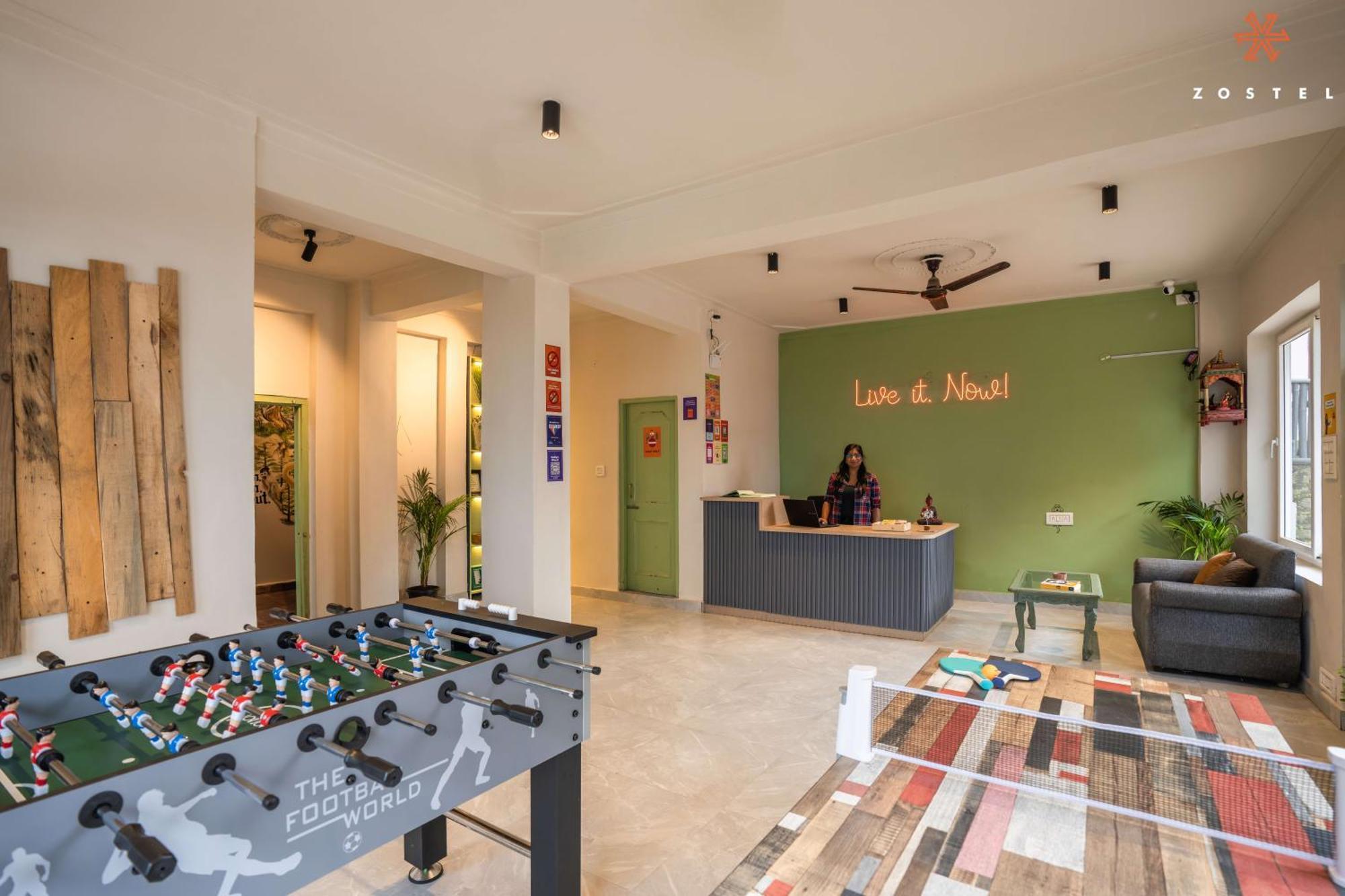 Hostel Zostel Dharamkot McLeod Ganj Exteriér fotografie
