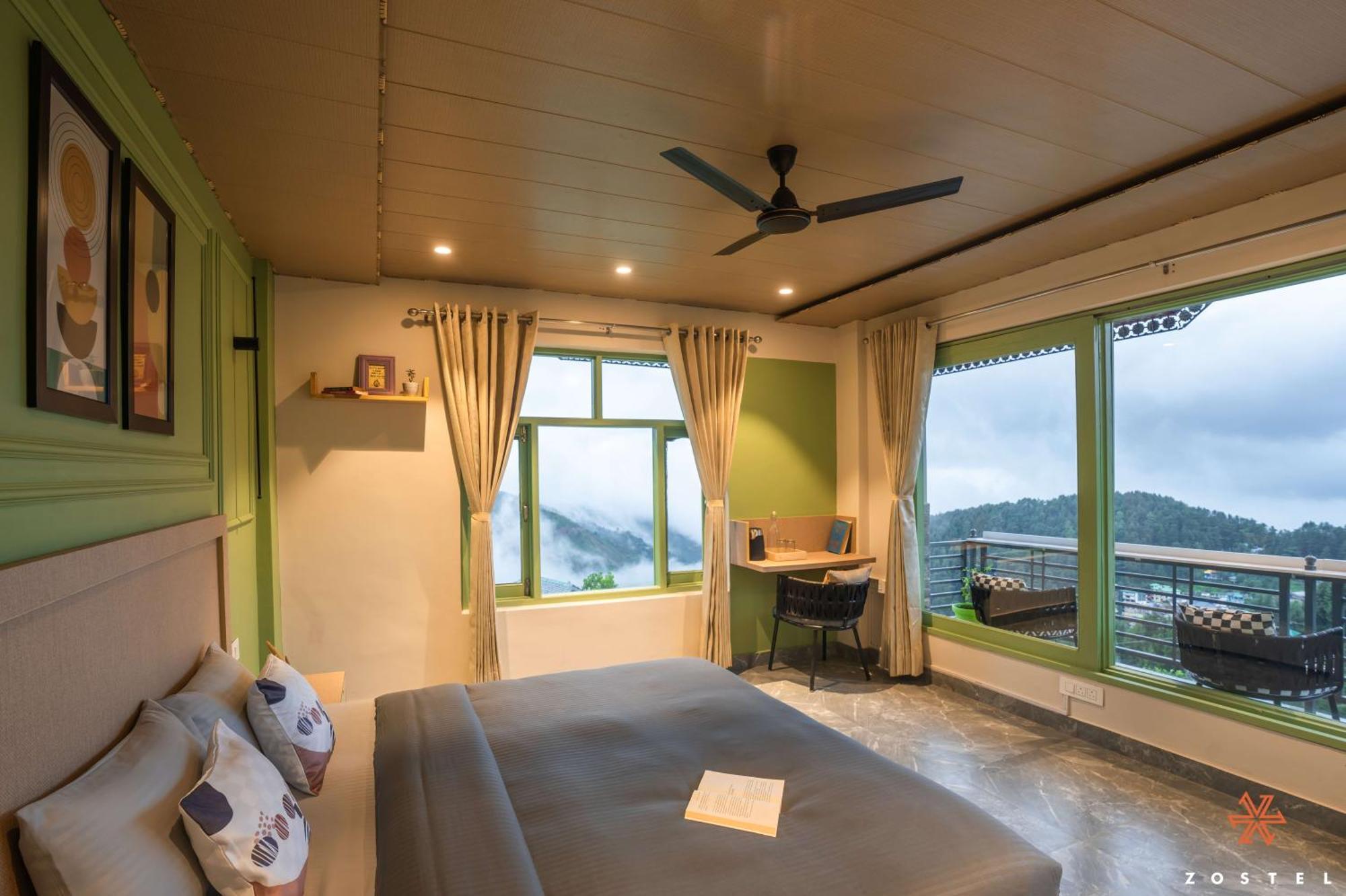 Hostel Zostel Dharamkot McLeod Ganj Exteriér fotografie