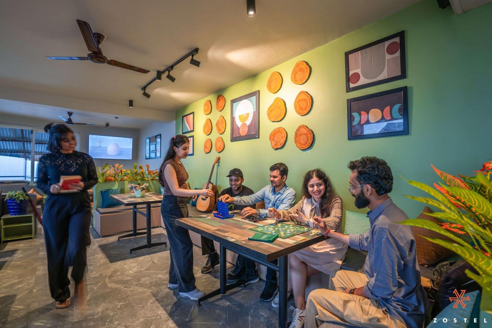 Hostel Zostel Dharamkot McLeod Ganj Exteriér fotografie
